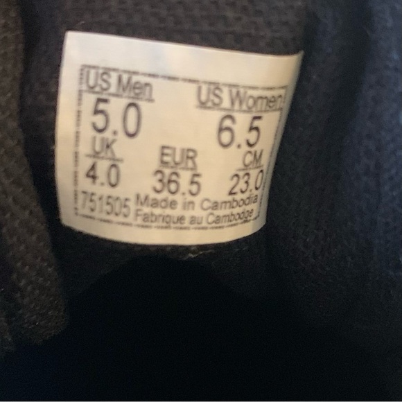 NEW Vans Peace and Paisley Old Skool Sneakers - Picture 7 of 9